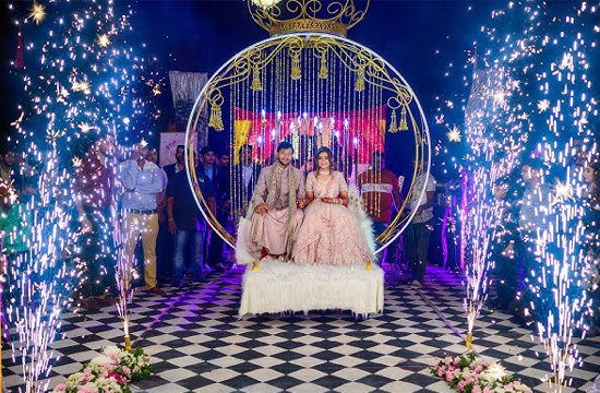 Bride and Groom Entry in Delhi NCR